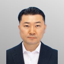 Yoichi-Shiraishi Yoichi-Shiraishi